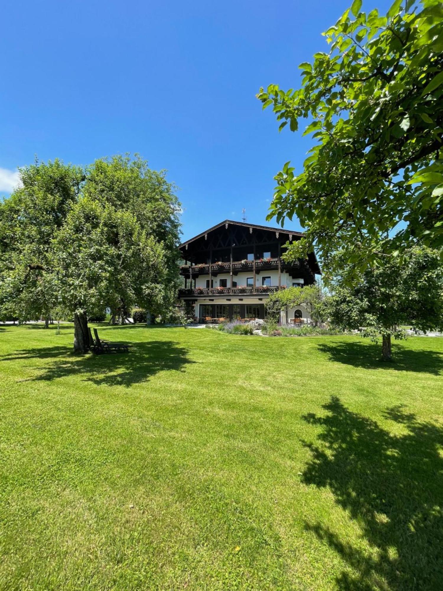 Alpenhof Landhotel Restaurant Oberaudorf Exterior photo