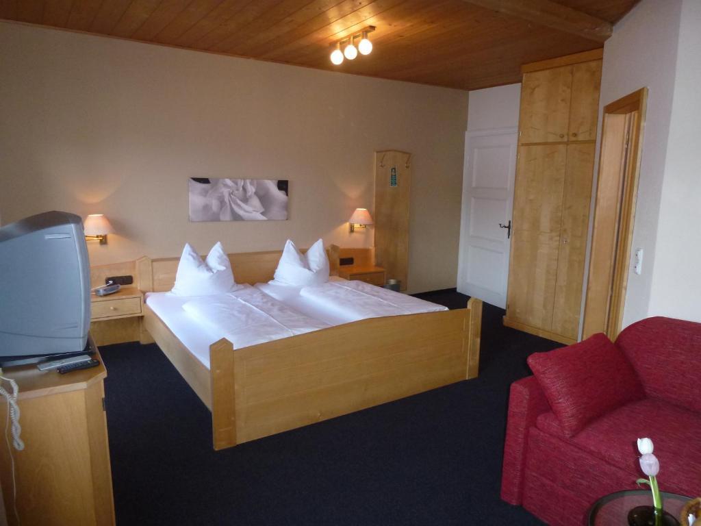 Alpenhof Landhotel Restaurant Oberaudorf Room photo